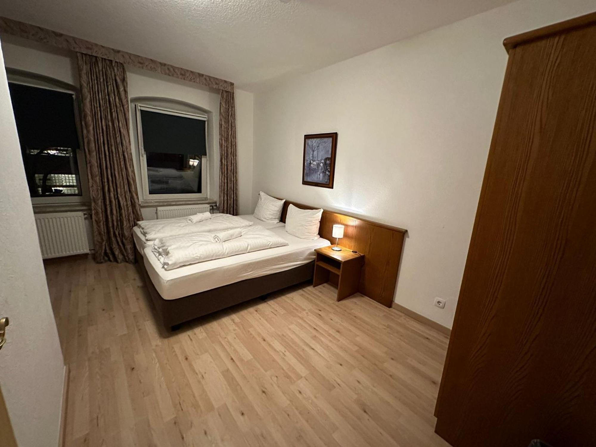 Hotel Bff Airport Messe Schlaf - Duesseldorf Ngoại thất bức ảnh