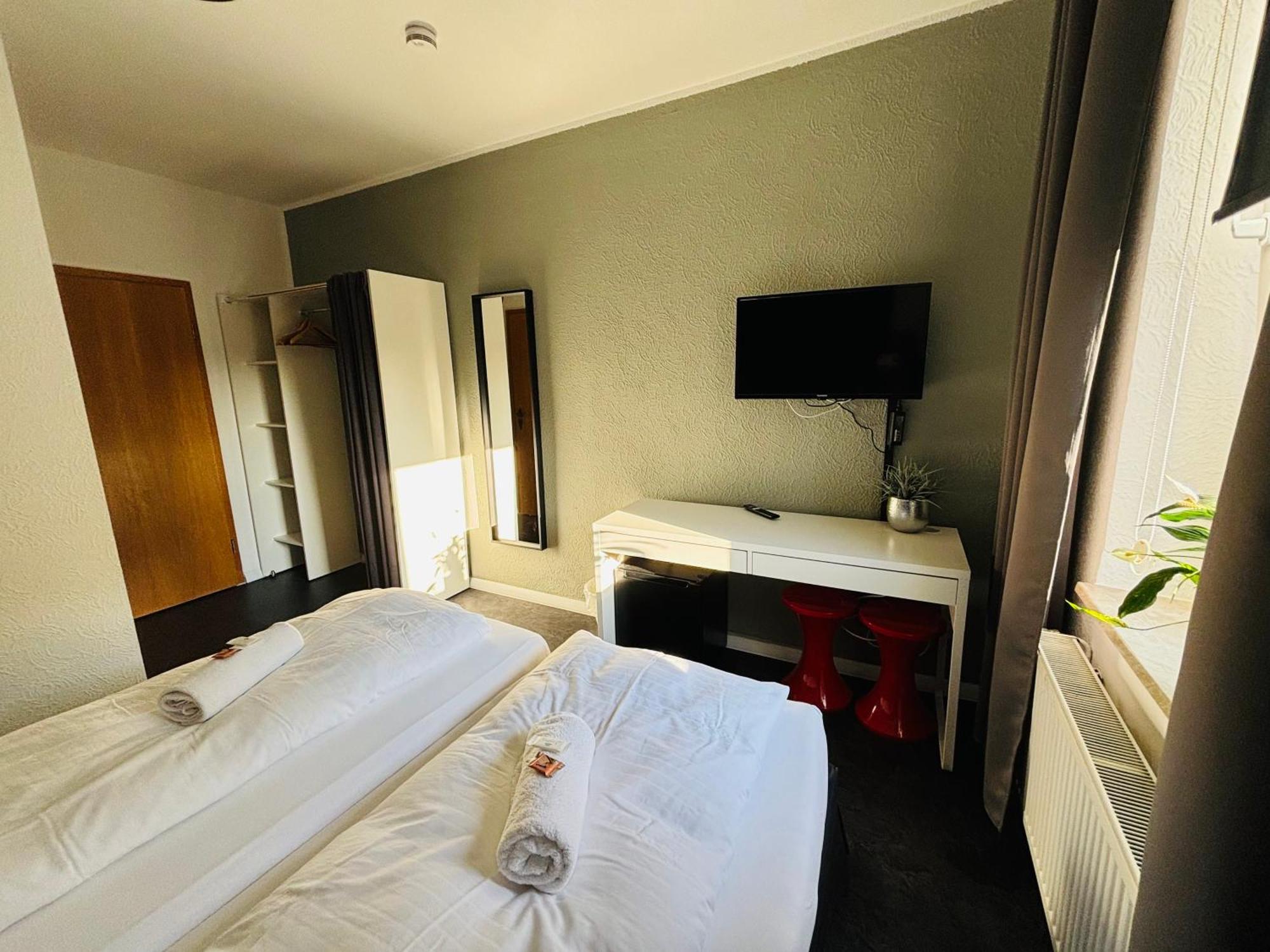 Hotel Bff Airport Messe Schlaf - Duesseldorf Ngoại thất bức ảnh