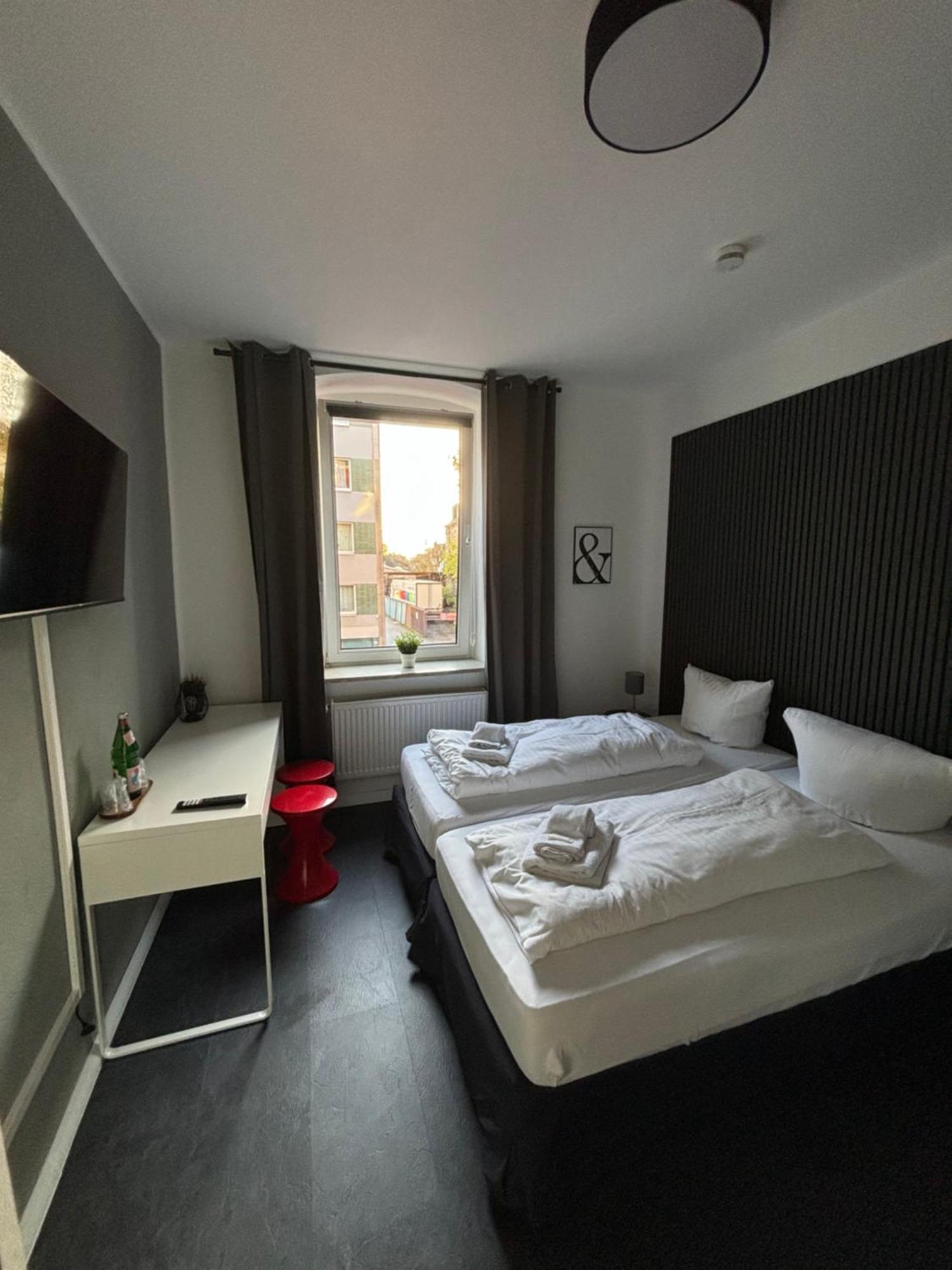 Hotel Bff Airport Messe Schlaf - Duesseldorf Ngoại thất bức ảnh