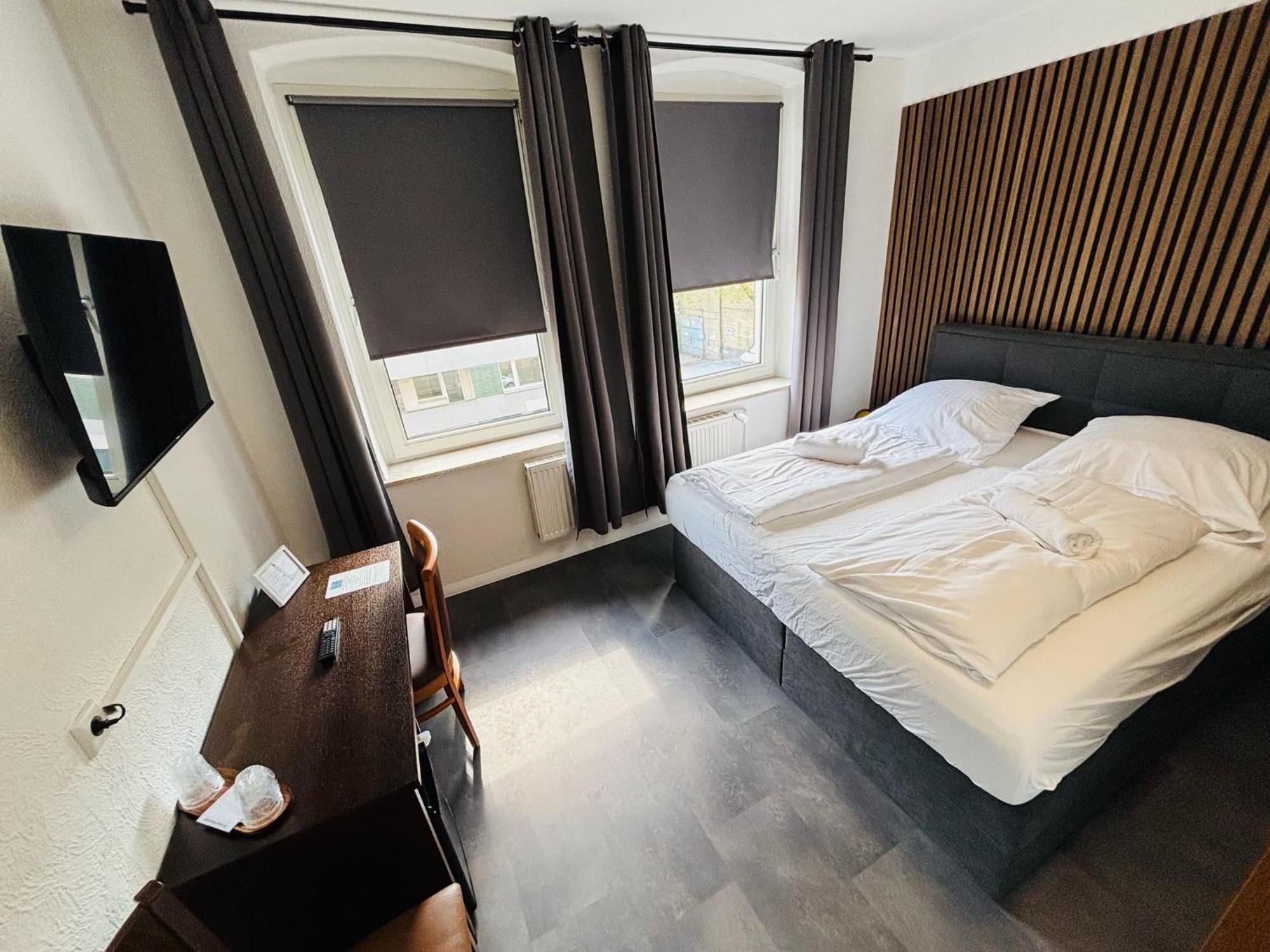 Hotel Bff Airport Messe Schlaf - Duesseldorf Ngoại thất bức ảnh